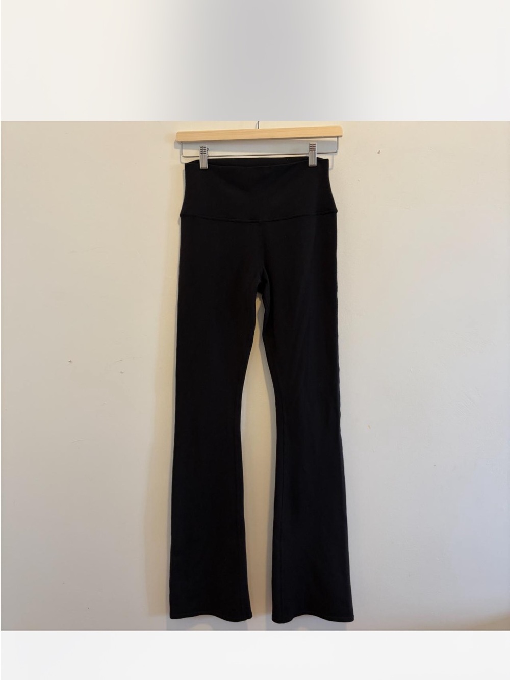 Alo Flare Yoga Pants